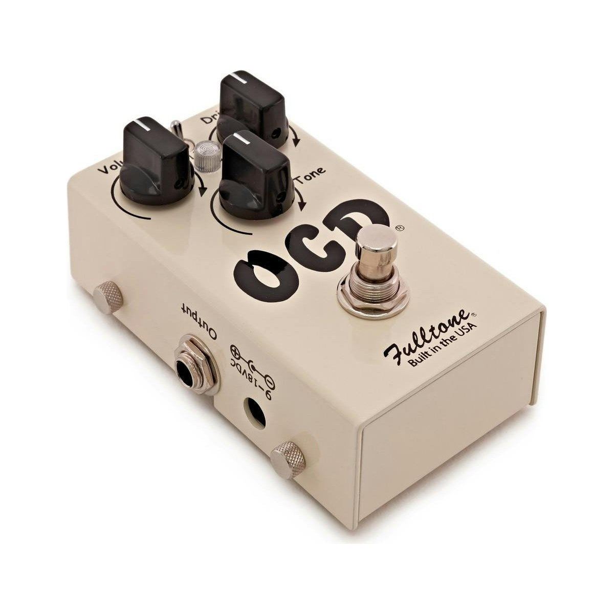 Fulltone OCD V2 nhìn nghiêng, cạnh trái có jack Output và jack nguồn DC