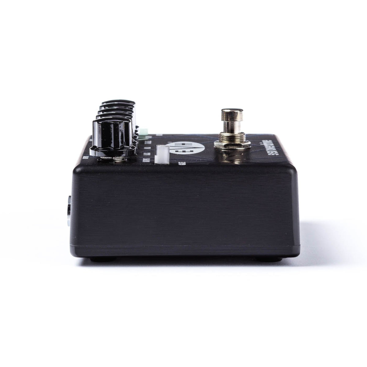 Phơ Overdrive MXR EVH 5150 – cạnh trái nhìn ngang với vỏ nhôm đen, công tắc GATE và footswitch