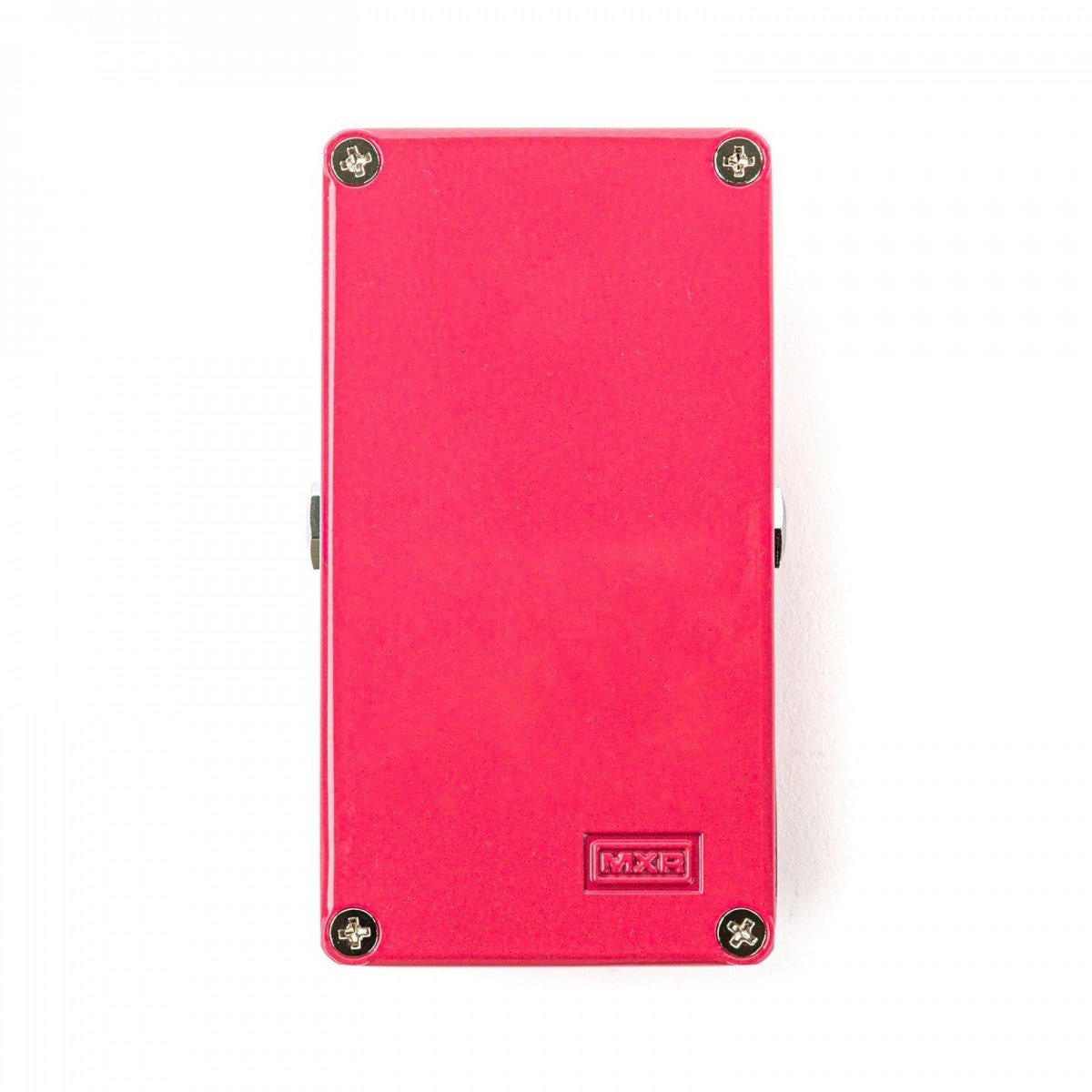 Phơ Overdrive MXR M94SE Fat Sugar Drive – mặt đáy sơn hồng với 4 ốc vít và logo MXR dập nổi