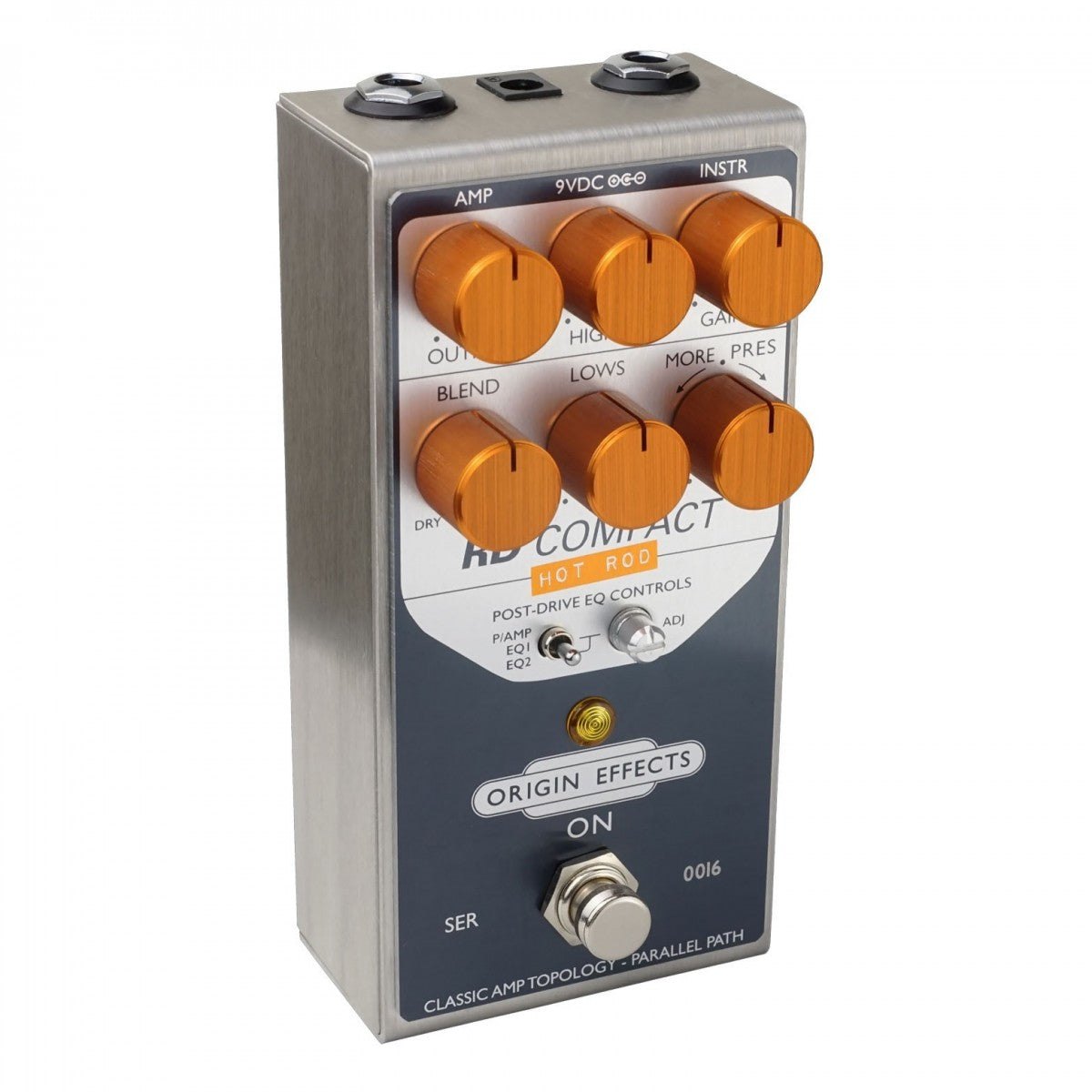 Phơ Overdrive Origin Effects RD Compact Hot Rod – mặt trước nhìn nghiêng, jack AMP, INSTR và cổng 9VDC trên đầu pedal