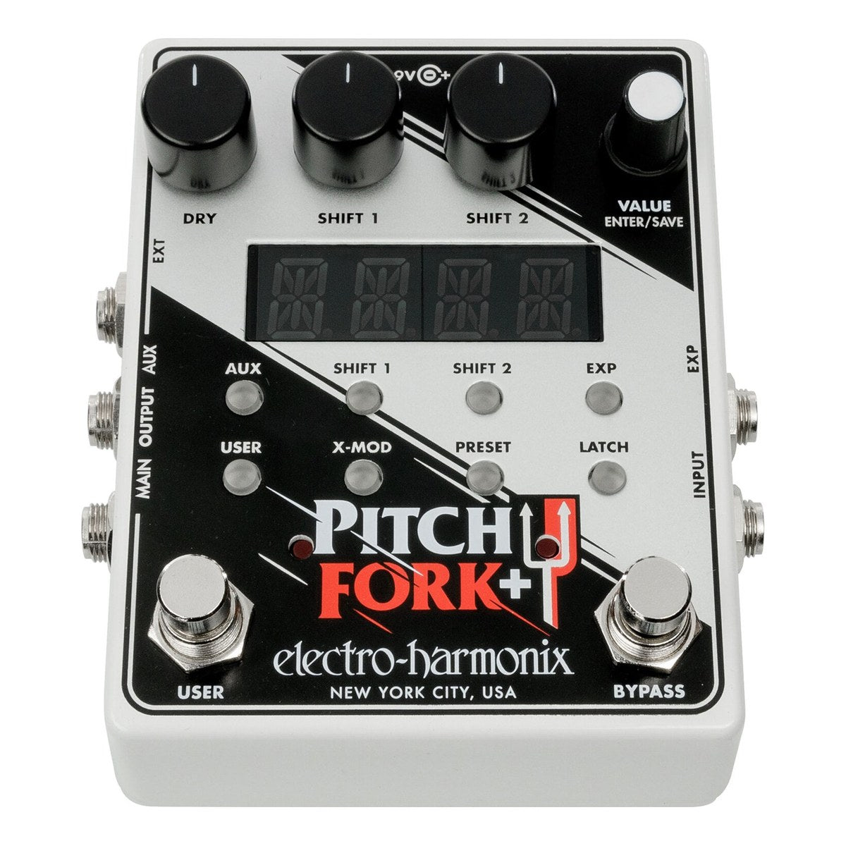 Phơ Pitch Shifter Electro-Harmonix Pitch Fork+ Polyphonic Pitch Shifter – Pitch Fork+ nhìn từ phía trước, góc thấp