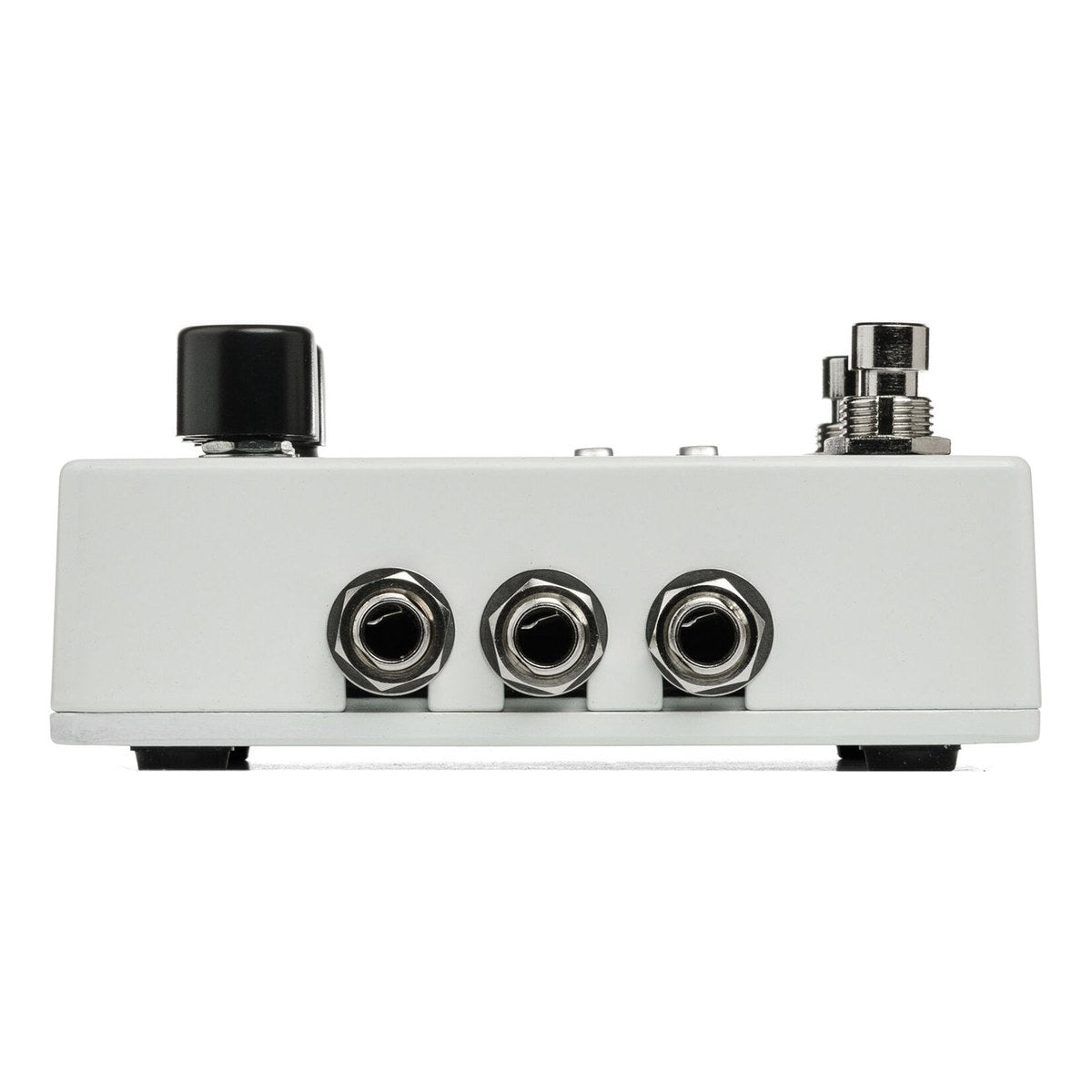 Phơ Pitch Shifter Electro-Harmonix Pitch Fork+ Polyphonic Pitch Shifter – Cạnh trái Pitch Fork+ với ba jack EXT, AUX, MAIN OUTPUT