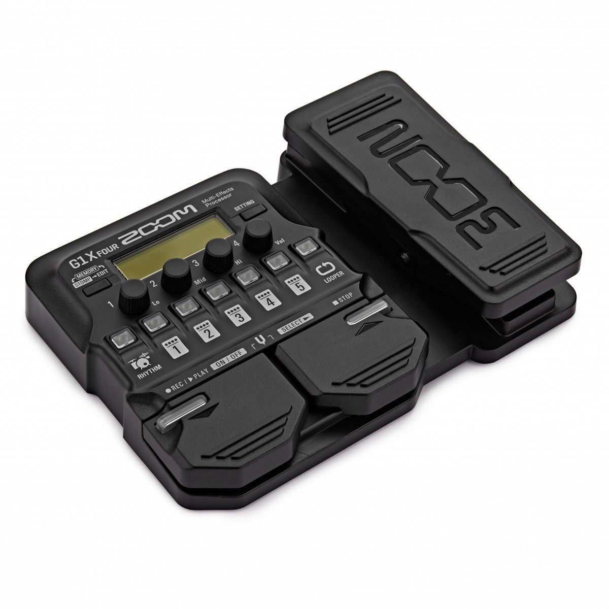 Phơ Tổng Zoom G1X FOUR – góc nghiêng 3/4 bên trái, 2 footswitch và pedal expression