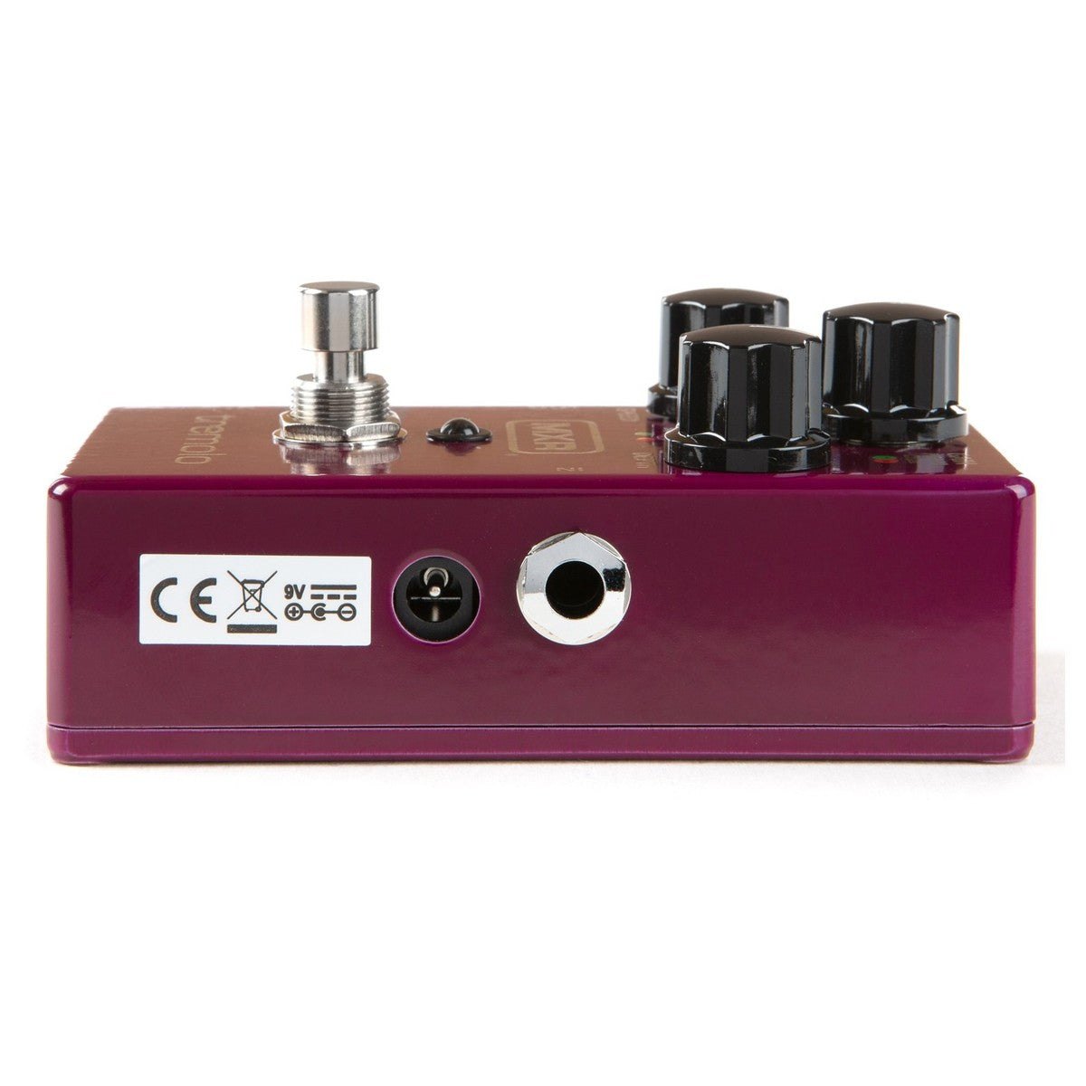 Phơ Tremolo MXR M305 Tremolo – cạnh phải với jack IN, cổng nguồn DC và nhãn CE