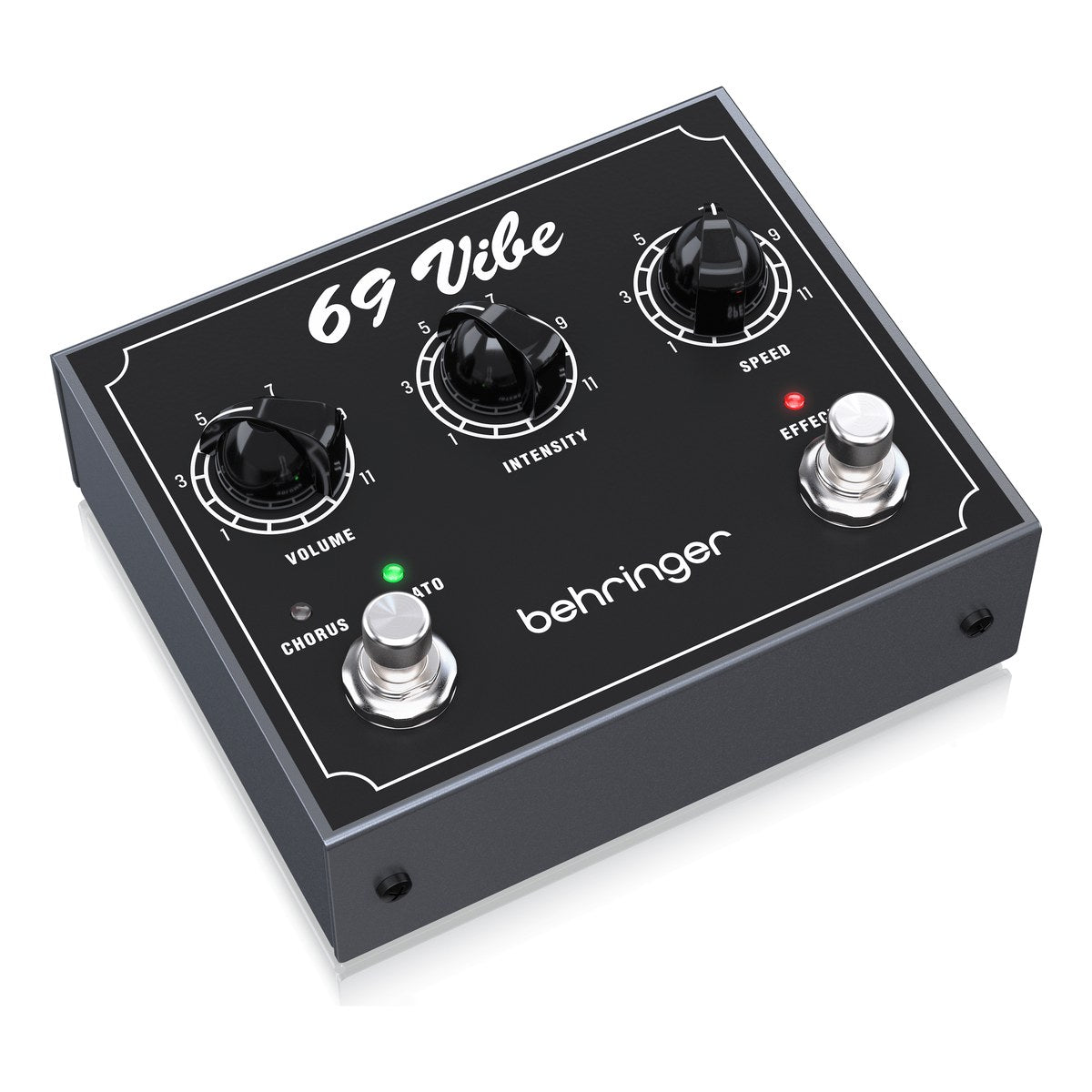 Behringer 69 VIBE nhìn nghiêng từ bên trái