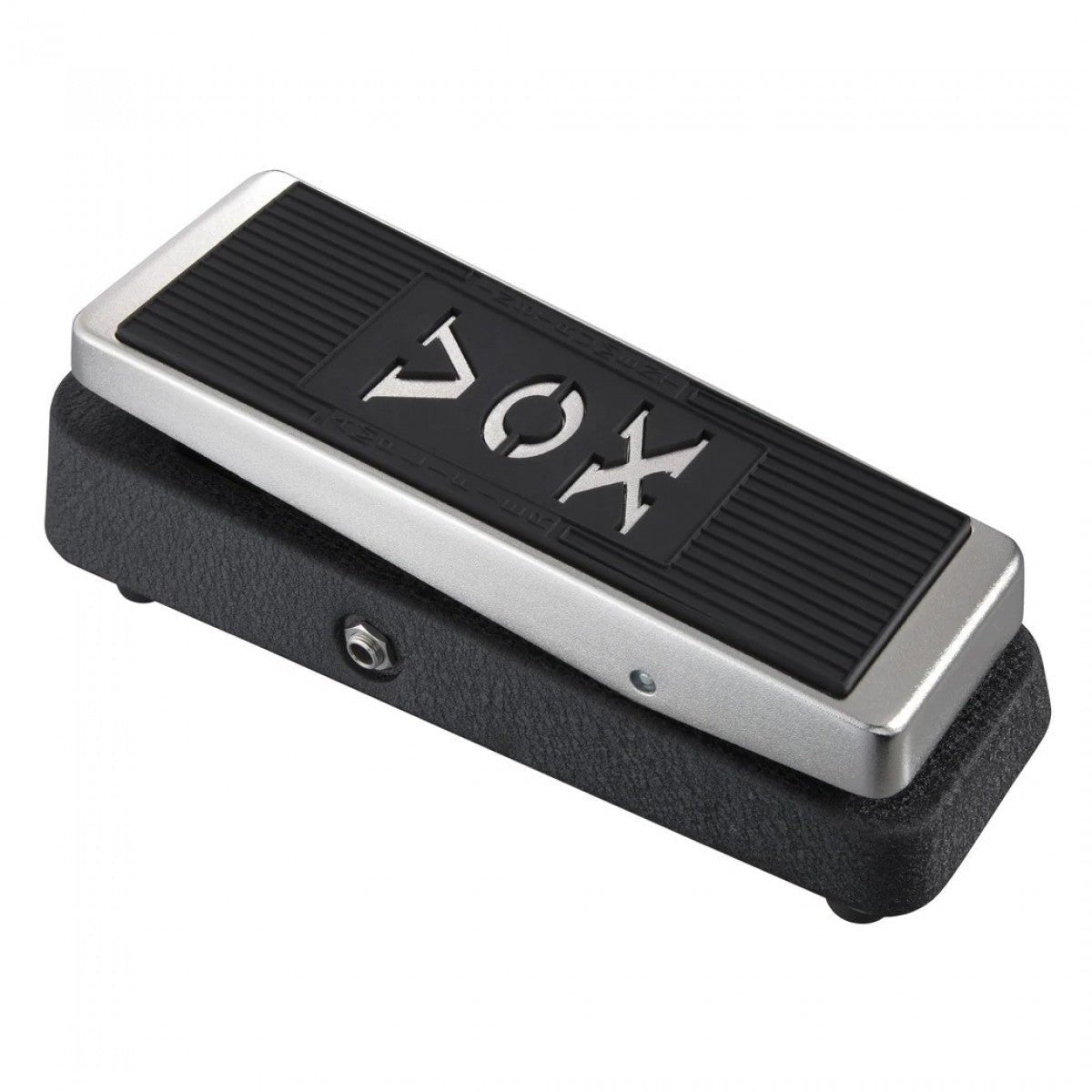 Phơ Wah Vox V846-HW Hand-Wired – góc nghiêng 3/4, bàn đạp nhôm xước với logo VOX trên mặt cao su