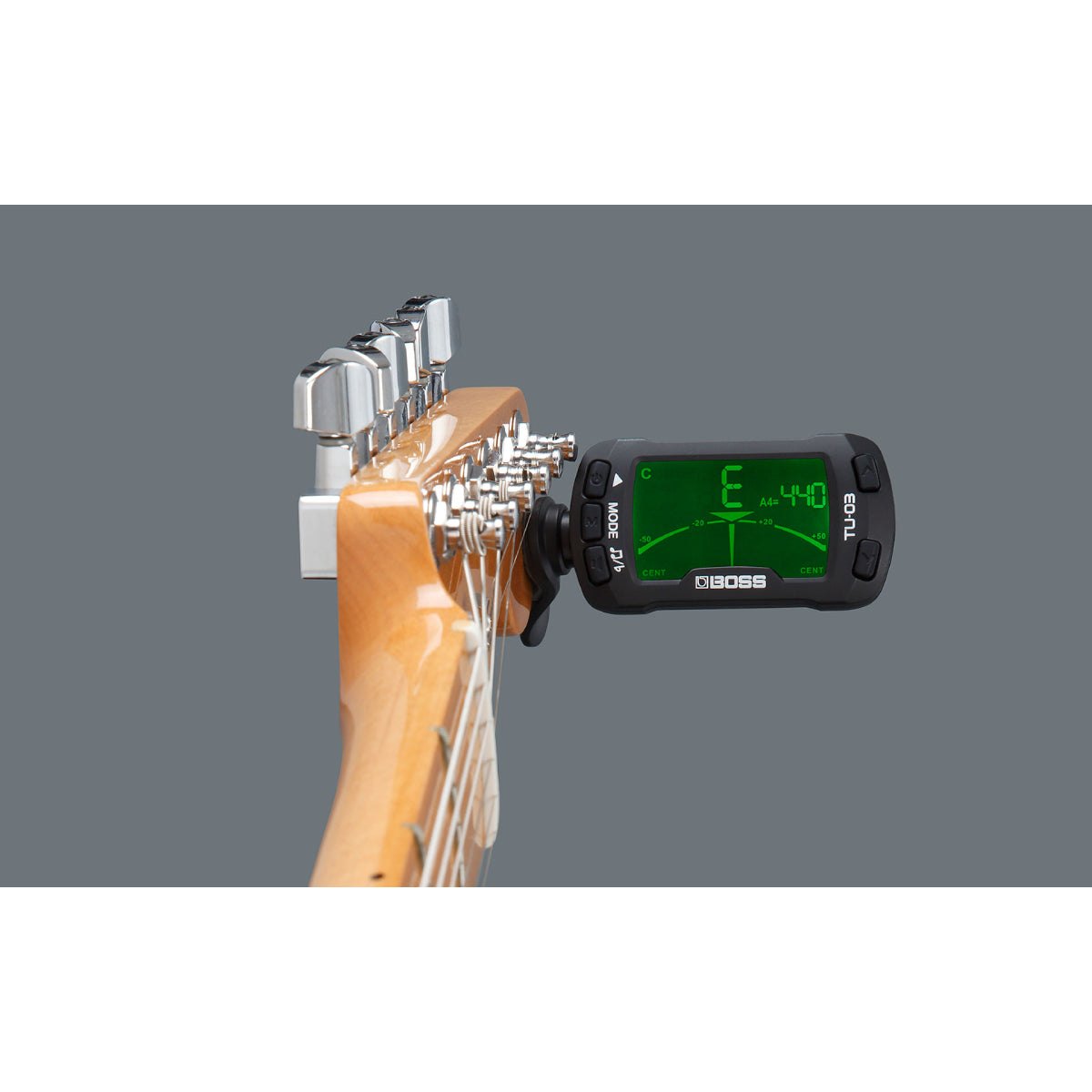 Tuner Kẹp BOSS TU-03 Clip-On Tuner & Metronome – kẹp trên đầu cần đàn guitar điện, màn hình xoay ra phía trước